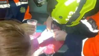 Астанчанке пришлось вызвать спасателей, чтобы избавиться от кольца