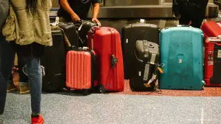 Десятки иностранцев застряли в аэропорту Тараза