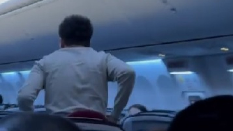 Кадры из видео