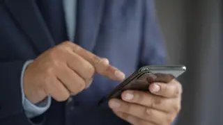 В Астане депутатов попросили не хайповать и не сидеть в телефонах