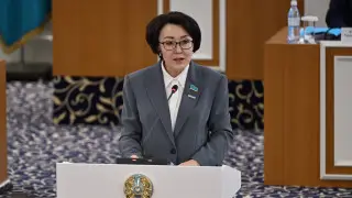 Нерушимые границы и единая нация: обновить преамбулу предложили в Конституции