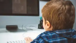 Учащихся школ и колледжей Актюбинской области перевели на дистанционку