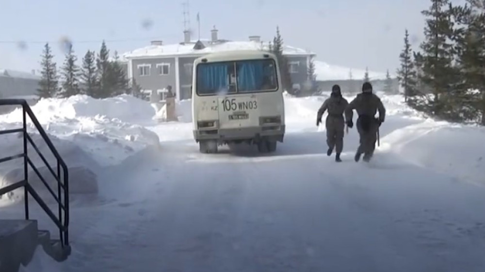Десятки курсантов попали в больницу из военного колледжа в Щучинске