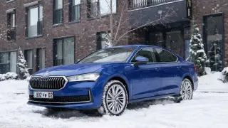 Тест-драйв. Как ведет себя новый Skoda Superb на дороге