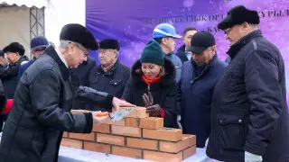 В Шымкенте построят новый перинатальный центр и инклюзивный спорткомплекс