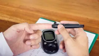 У алматинца с диабетом забрали инвалидность: эксперт объяснил причины