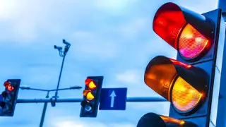 Почему светофоры в Алматы работают “вразнобой“: объяснение акимата