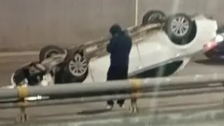 Toyota Camry перевернулась после ДТП в Алматы