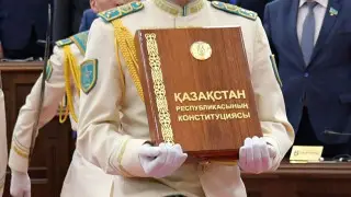 Штаб для разъяснения проекта новой Конституции предложили создать в Казахстане