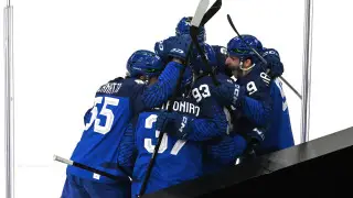 Хоккейная сборная проиграла все матчи и вышла в плей-офф Олимпиады