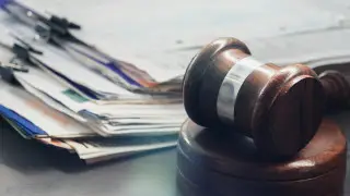 Две семьи, одна могила: жители Карагандинской области обратились в суд