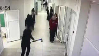 “Прозевали эту ситуацию“. Генерал МВД о школьнике с топором