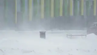 Метель, гололед: штормовое предупреждение объявили почти по всему Казахстану