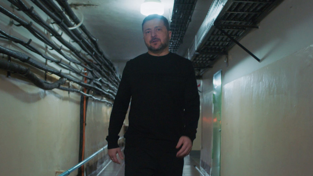 Зеленский показал на видео свой бункер