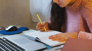 Ещё в двух регионах школьники и студенты колледжей перейдут на дистанционку