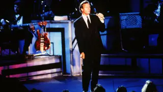 Скандал вокруг Хулио Иглесиаса: певец подал в суд на вице-премьера Испании