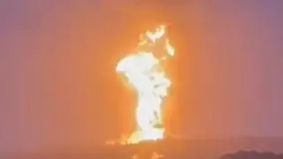 Мощное извержение грязевого вулкана сняли на видео в Колумбии