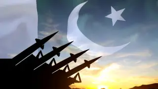 Пакистан нанес удары по Кабулу и объявил “открытую войну“ правительству талибов