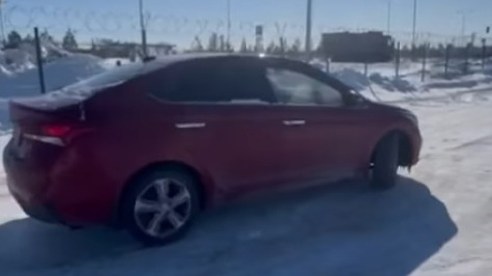 Астанчанин пожалел денег на детей и остался без автомобиля