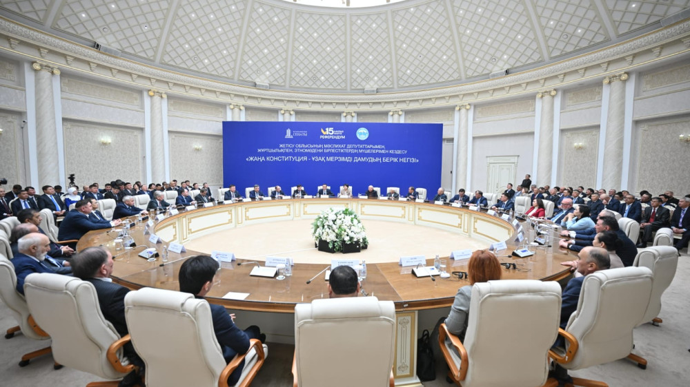 Спикер Сената: Референдум - исторический этап в реализации курса Президента