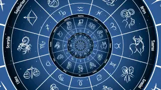 Гороскоп на сегодня: кого ждёт повышение зарплаты, а кого - романтическое свидание