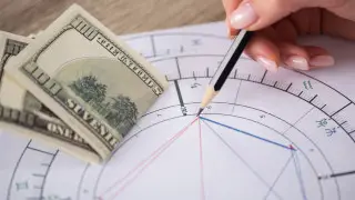 Гороскоп на сегодня: кому нужно забыть о проблемах, а кому – считать деньги