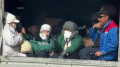 Пожилые уборщики в кузове “ГАЗели“: видео из Актау вызвало скандал