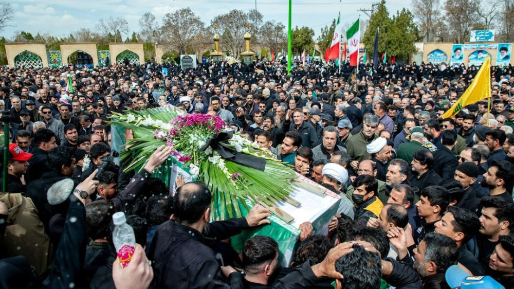 Похороны верховного лидера Ирана аятоллы Али Хаменеи перенесли