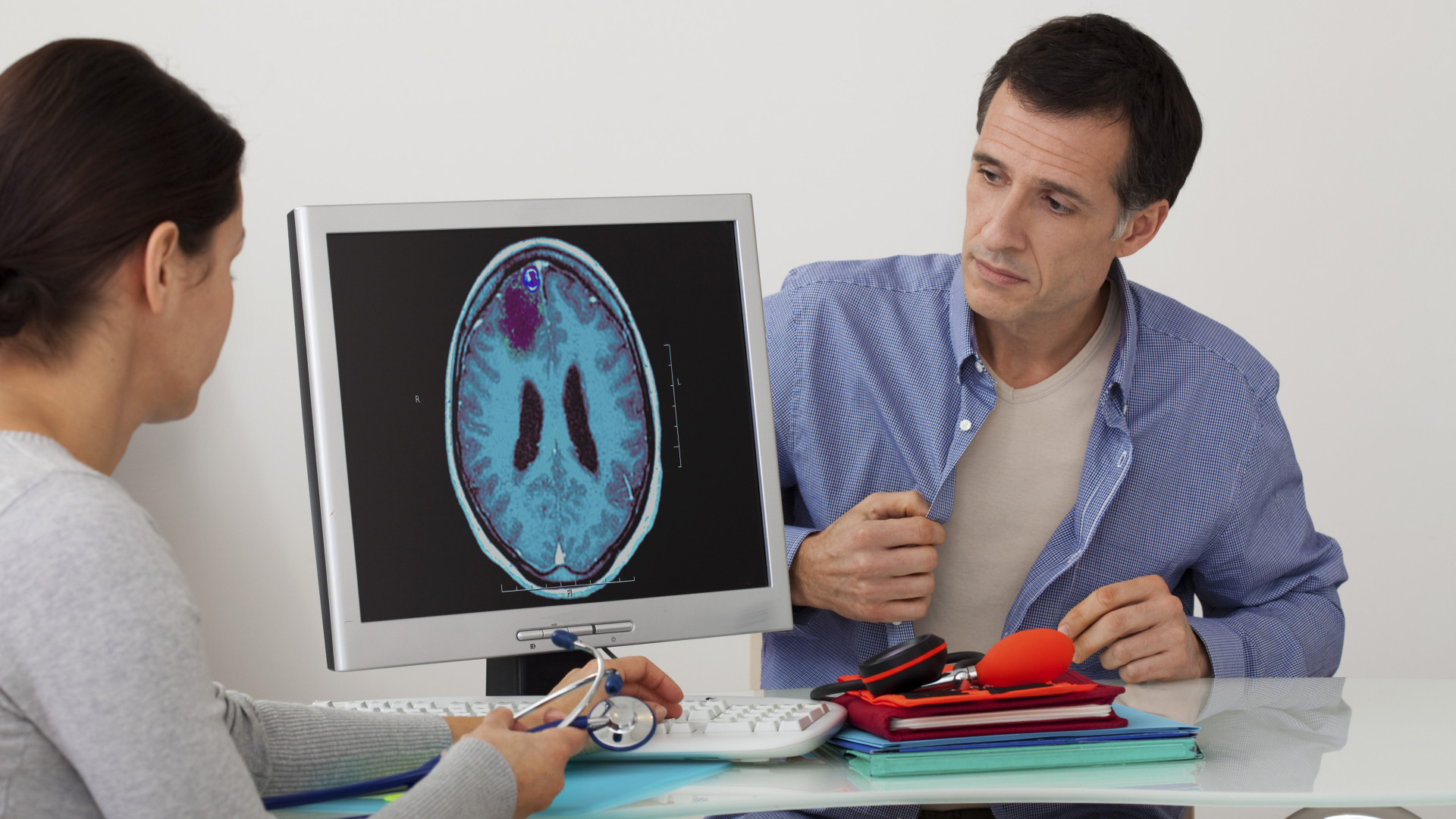 Консультация у невролога