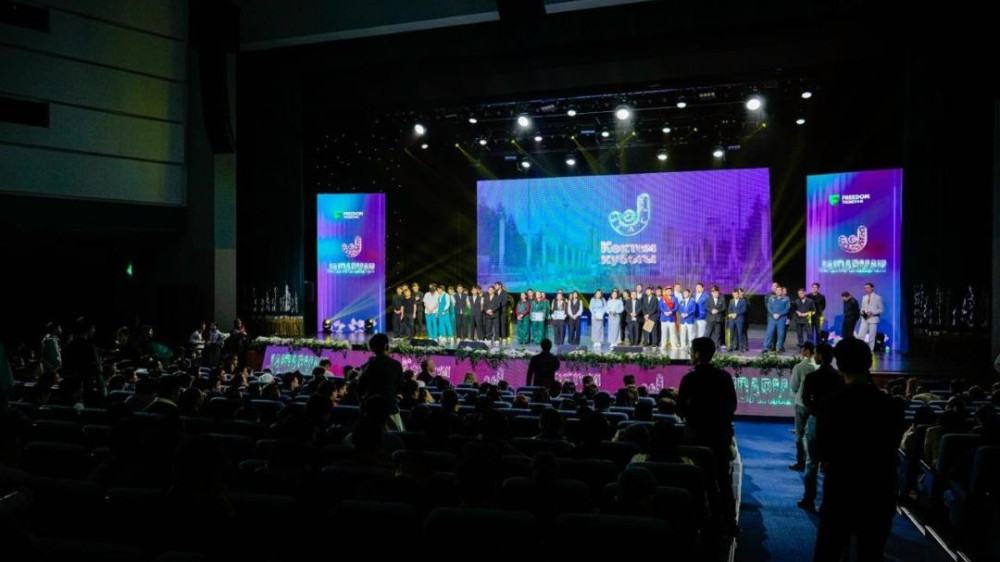 Участники молодежного движения “Жайдарман“ поддержали проект новой Конституции