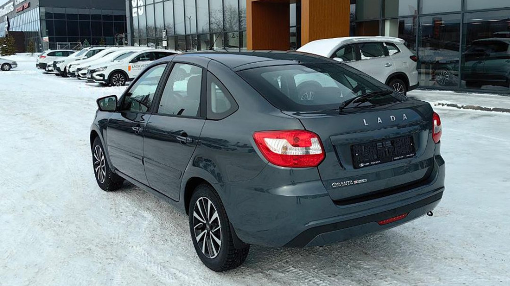 Новый утильсбор на авто из России и Беларуси: сколько будут стоить машины