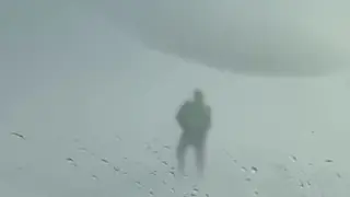 Сотни людей застряли на дорогах из-за сильного бурана в Карагандинской области