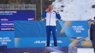 Сколько казахстанец заработал за первую медаль Паралимпиады в Италии