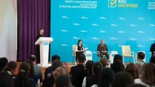 Общенациональная коалиция продолжает разъяснение проекта Конституции