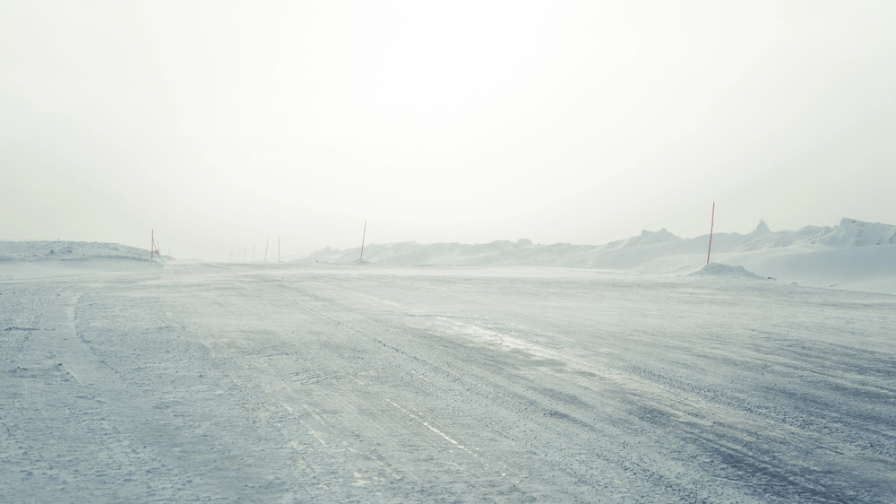 Казахстанец пропал в непогоду. МЧС развернуло спасательную операцию