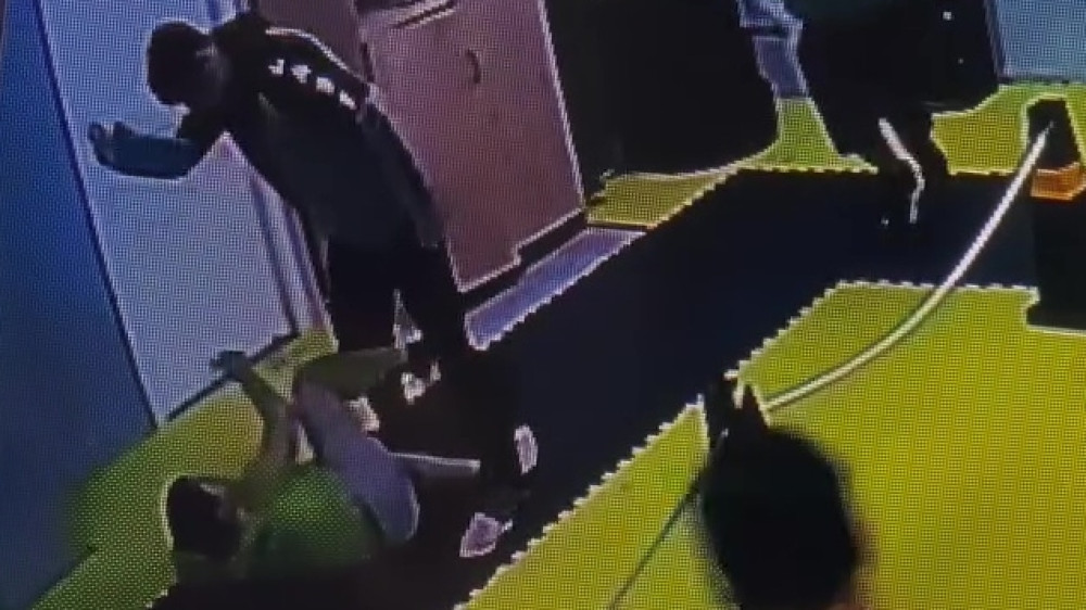 Центр коррекции в Актау закрыли после скандального видео с ребенком