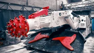 Шахты Qarmet оснащают новой техникой с дистанционным управлением