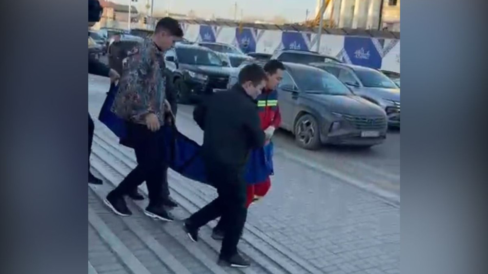 СМИ выяснили подробности нападения на ученицу в школе в Атырау