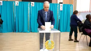 Аким ЗКО Нариман Торегалиев отдал свой голос на референдуме по новой Конституции