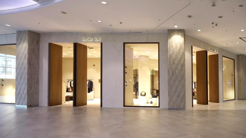 Современное пространство Massimo Dutti открылось в Dostyk Plaza