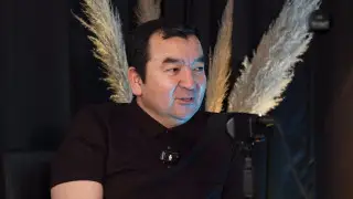 Экс-глава Талгара стал таксистом