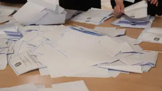 Итоги референдума, ЧП в воинской части и новый скандал вокруг певца: новости за 16 марта