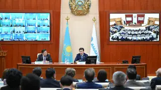 Amanat: новая Конституция – это победа всего нашего народа