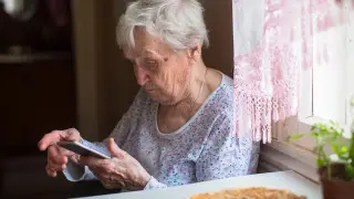 “Проснулся Иваном“: казахстанцы получают странные SMS о смене врача