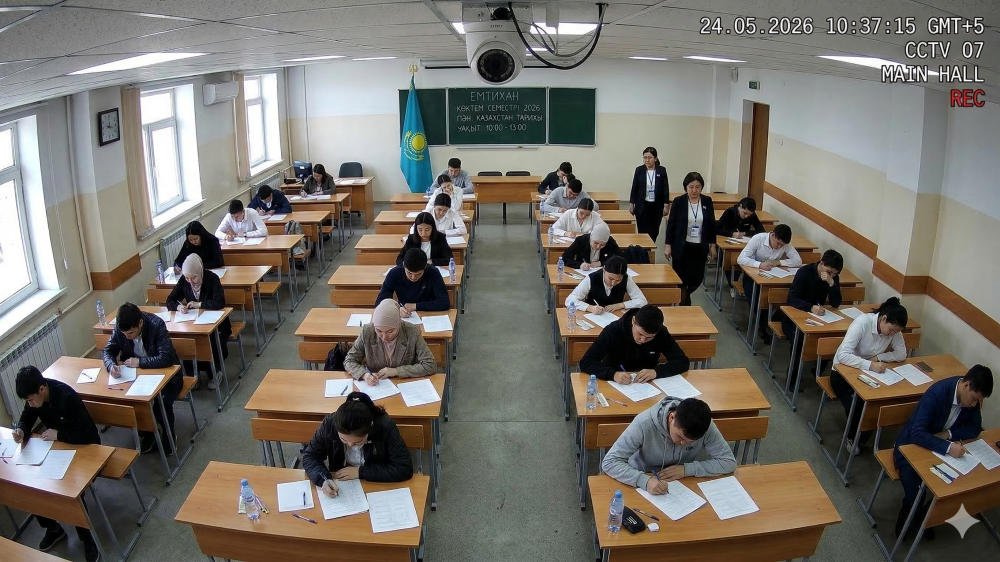 Экзамены в вузах предложили записывать на камеру и микрофон