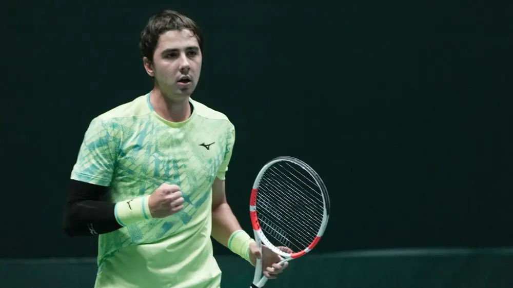 Казахстанец сенсационно победил девятую ракетку мира в Майами