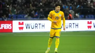 Дастан Сатпаев пропустит матчи сборной: названа причина