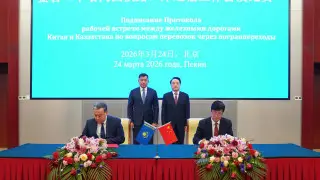 Глава КТЖ встретился в Пекине с председателем “Китайских железных дорог“