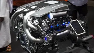 Mercedes попрощается с легендарным мотором V12