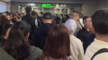 Очереди из-за новых турникетов в метро Алматы: как будут решать проблему
